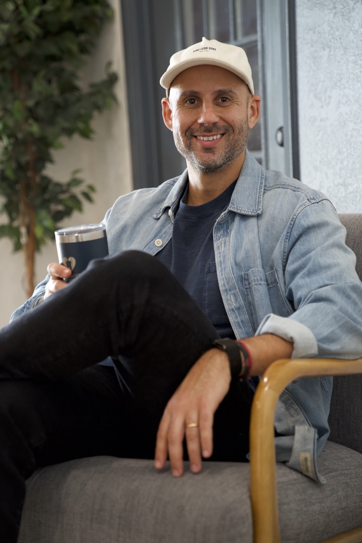André, host and co-founder of Oarline